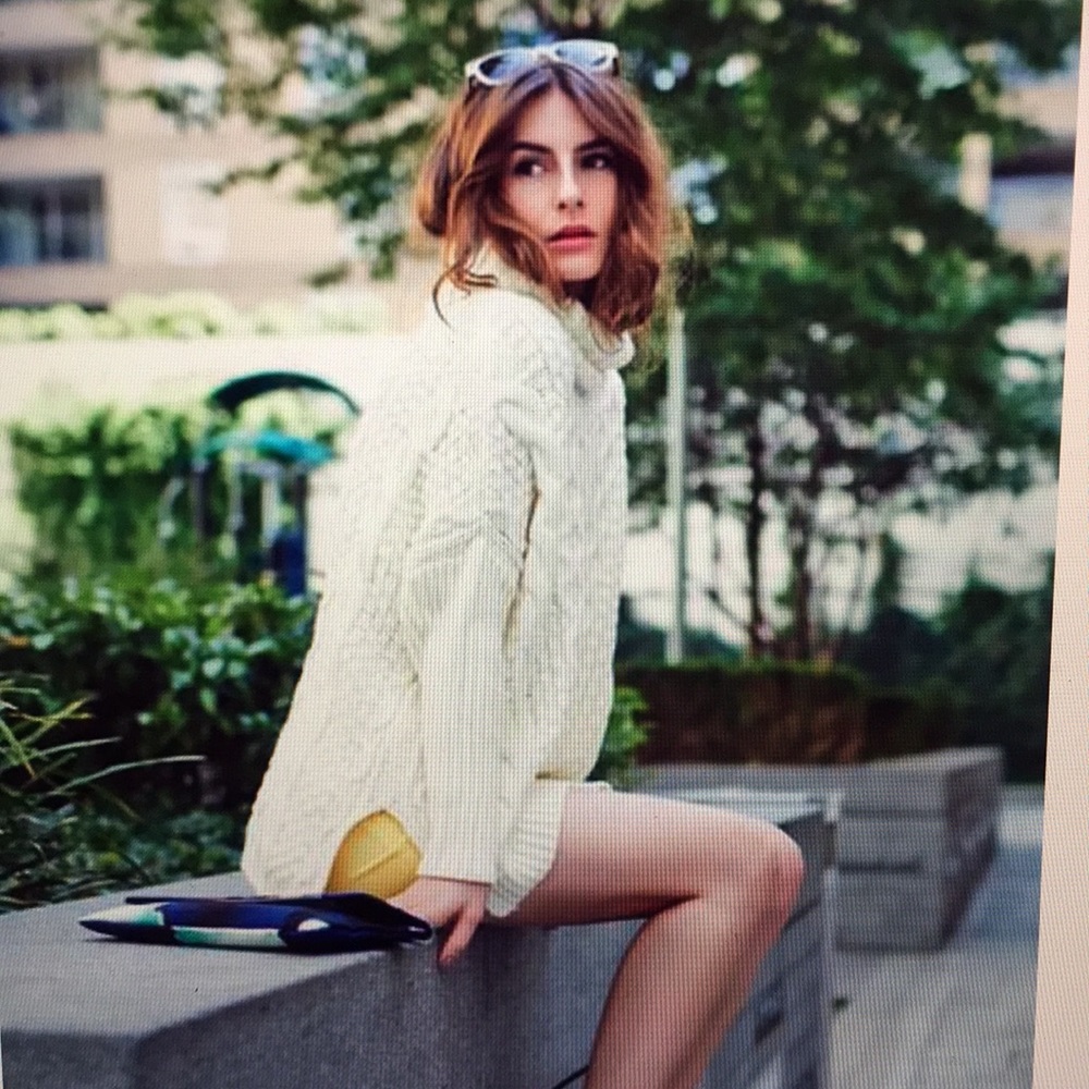 Long Sleeve Turtleneck Chunky Cable Knit Sweater